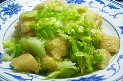 卷心菜炒油豆腐