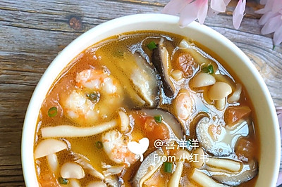 虾仁菌菇汤，营养低脂美味