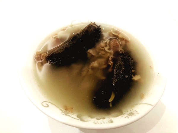 海参炖羊肉汤的做法