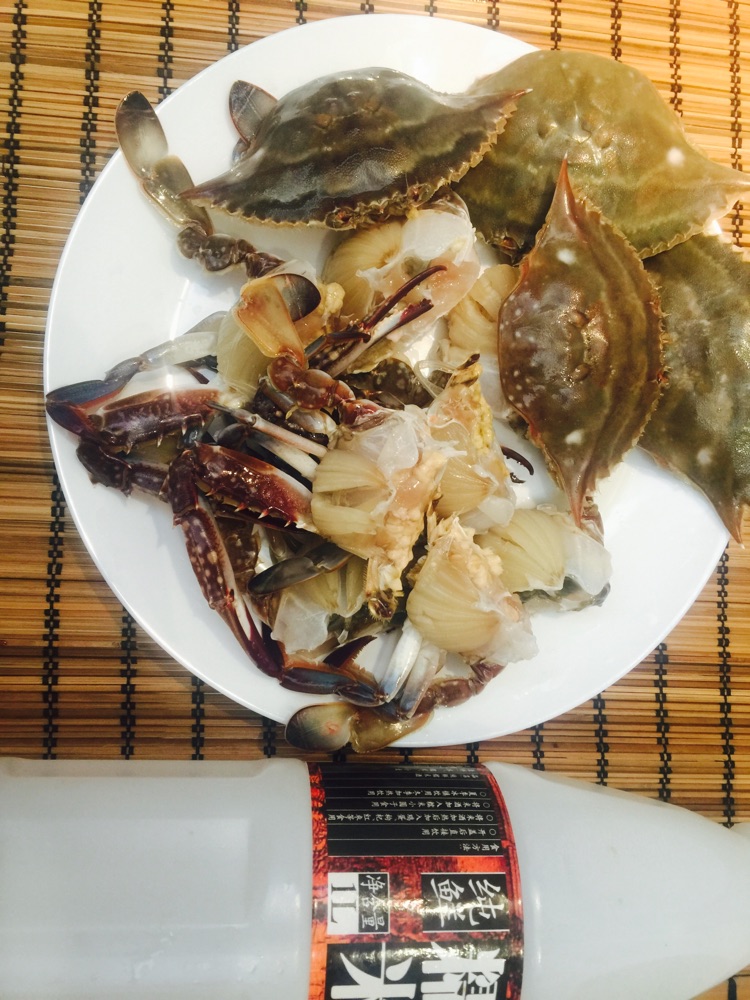 糯米酒烧螃蟹的做法图解2