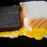 芝士蛋煎面包片的做法图解4