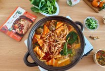 红酸汤肥牛一人食小火锅的做法