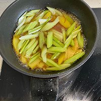 炒芹菜的做法图解8
