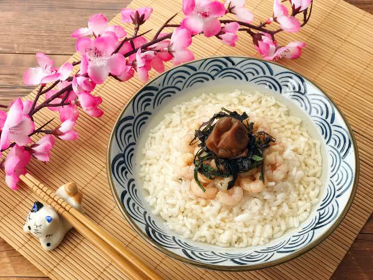 日式风味-龙井虾仁茶泡饭的做法