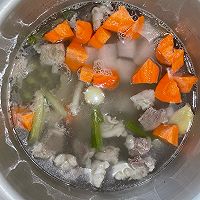 清炖牛肉萝卜汤的做法图解5