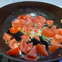 番茄腐竹菌菇煲#福临门 幸福临门#的做法图解6