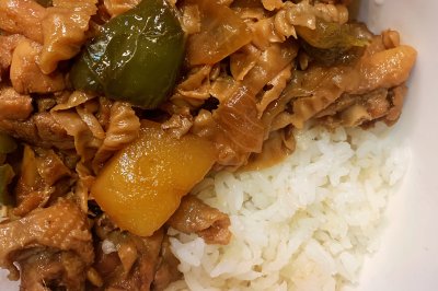 黄焖鸡米饭