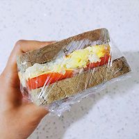 #未来航天员-健康吃蛋#包菜蛋饼芝士三明治的做法图解8