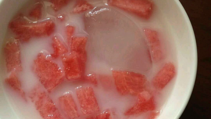 冰·乐——西瓜冰奶茶