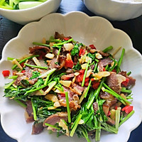 爆炒农家腊肉的做法图解1