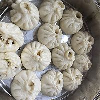 肉包子的做法图解2