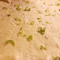平底锅就能做——外酥内软的葱香发面饼的做法图解4