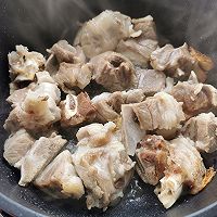 羊肉焖饭，肉鲜饭香，常吃还能增强身体免疫力的做法图解5