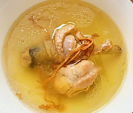 土鸡炖虫草花汤，滋补必备的做法