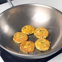香椿豆腐饼的做法图解14