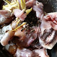 泡椒田鸡的做法图解4