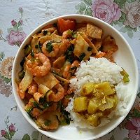 海鲜炒饼&咖喱米饭双拼的做法图解3