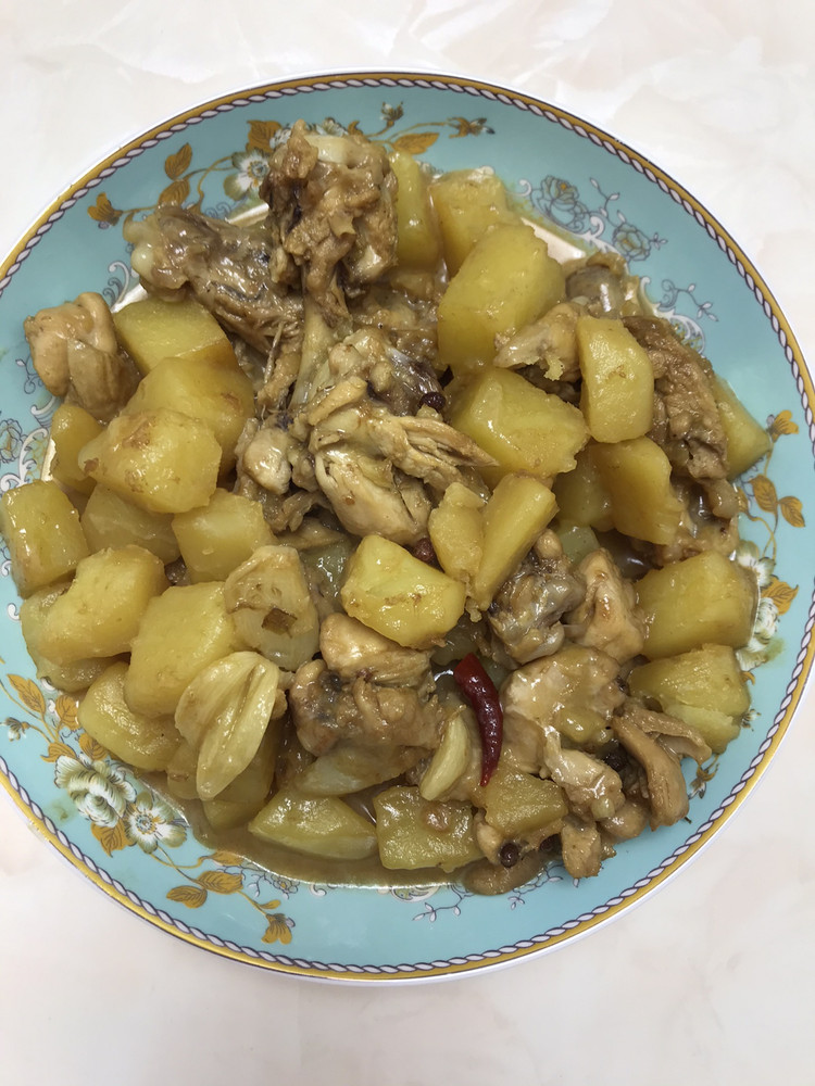 鸡小腿炖土豆的做法