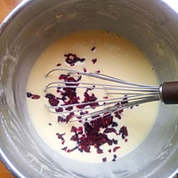 蔓越莓酸奶蒸糕的做法图解4