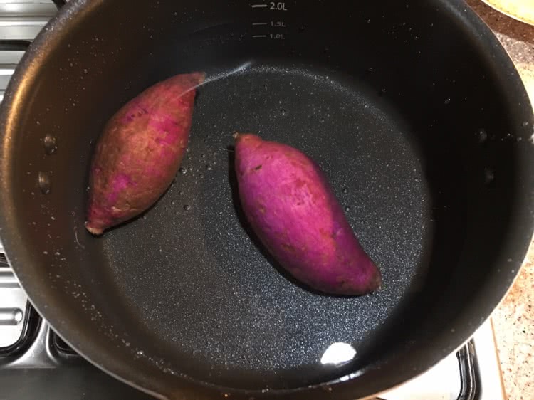 紫薯泥的做法图解1