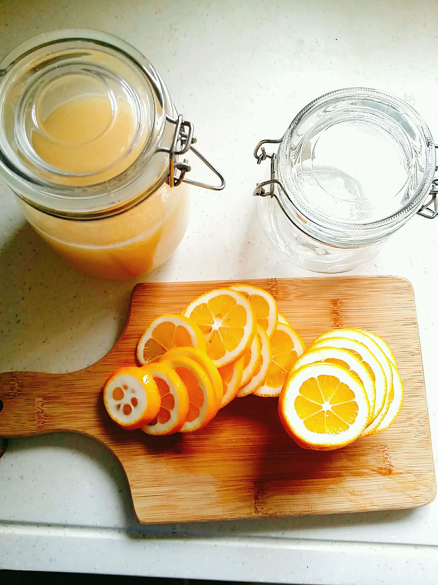 如何自制柠檬片蜂蜜水，夏日必备美白饮品，你会做了吗？ - 知乎