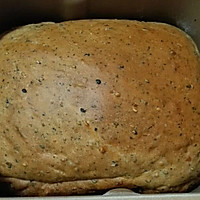 黑芝麻核桃仁奶香面包的做法图解4