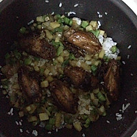 豆角土豆加鸡翅闷米饭（中午剩的米饭）的做法图解6