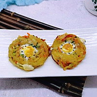 #10分钟早餐大挑战#创意土豆鹌鹑蛋饼的做法图解15