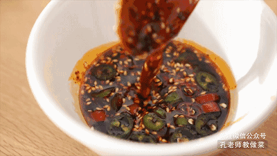 辣椒油怎么做 辣椒油的做法 孔老师教做菜 豆果美食