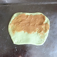 松软好吃不怕胖的牛油果花生酱面包的做法图解5