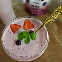 #爽口凉菜，开胃一夏！#黑醋栗草莓奶昔的做法图解19