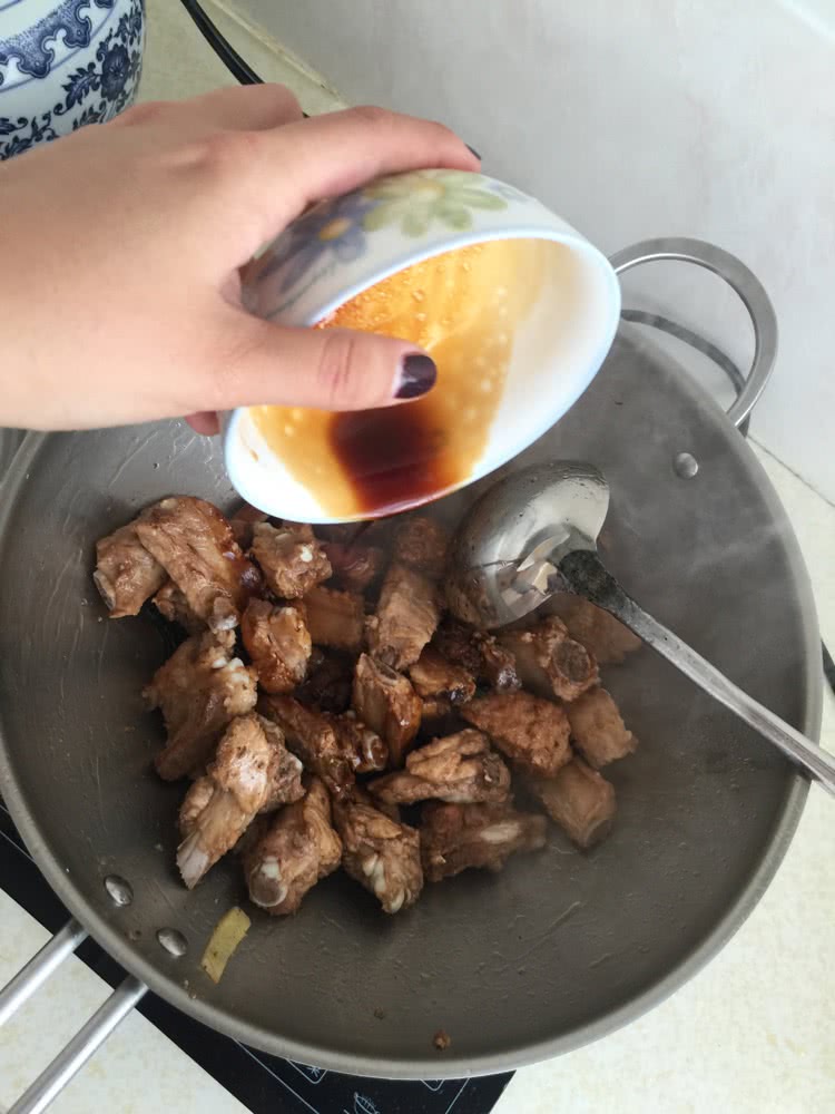 糖醋排骨的做法图解7