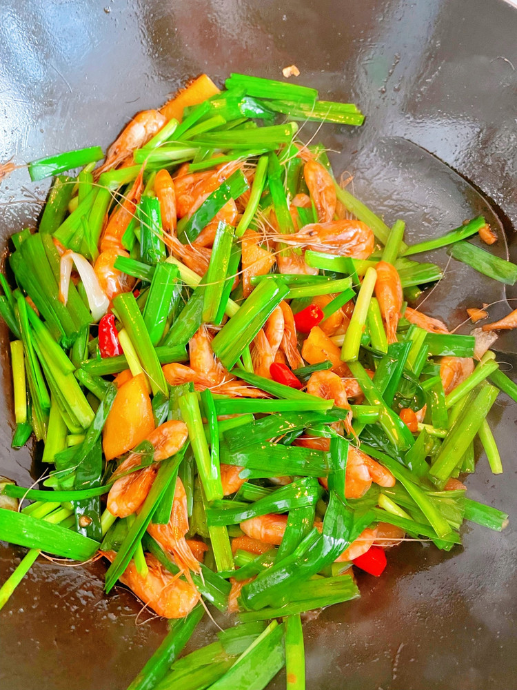 有手就能做的韭菜白米虾的做法