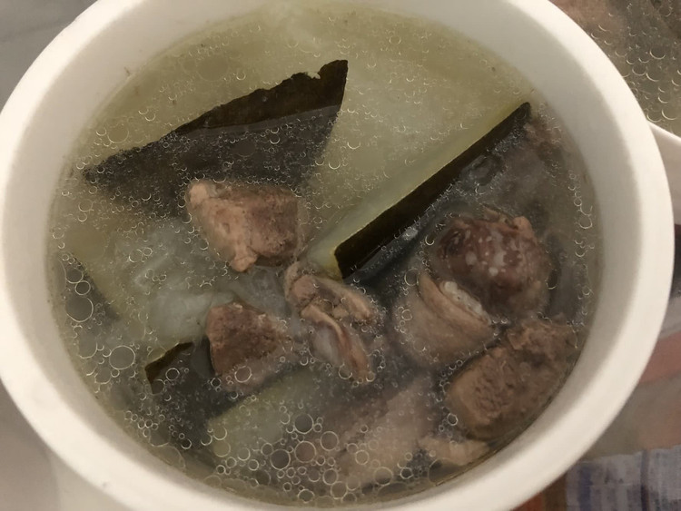 冬瓜鸭肉汤的做法