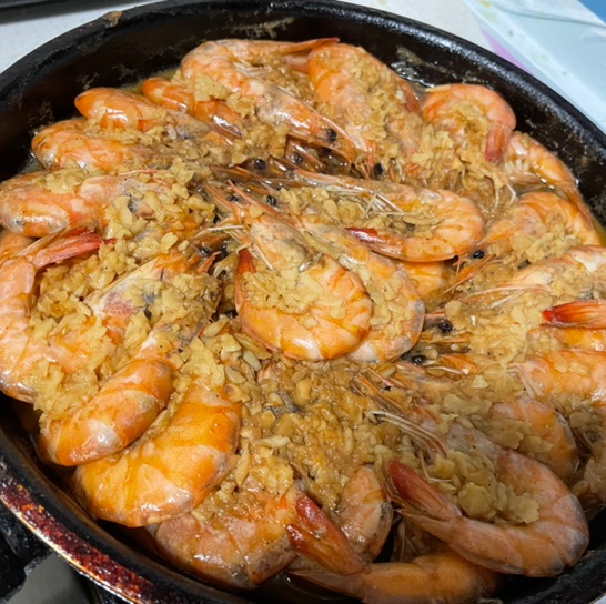 蒜蓉铁板虾的做法