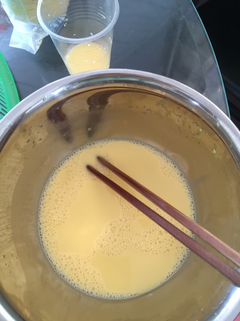 简易蛋挞液制作（面包店制作）的做法图解2