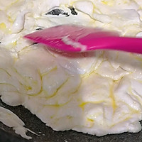 #新年自制伴手礼，红红火火一整年！#冻干草莓干牛轧糖的做法图解2