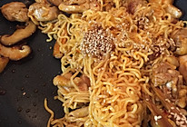 【泡面习】韩式铁板鸡炒泡面的做法