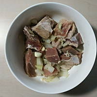 咖喱牛肉土豆的做法图解2