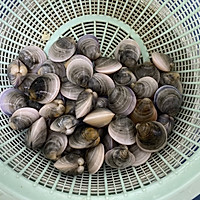 宝宝补锌之鲜美菌菇蛤蜊汤的做法图解1