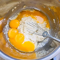 红丝绒蛋糕的做法图解3