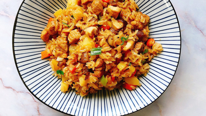 土豆五花肉焖饭