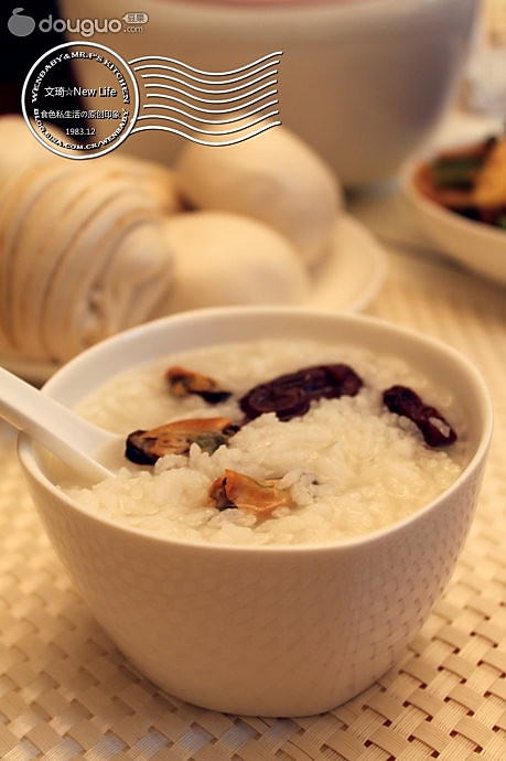 红枣淡菜粥的做法