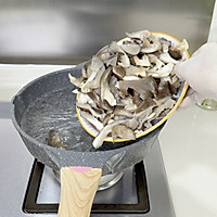 蘑菇炒肉片的做法图解3