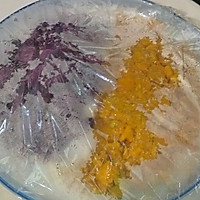 彩虹海鲜水饺#船歌鱼水饺#的做法图解2