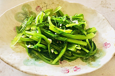 清炒油麦菜