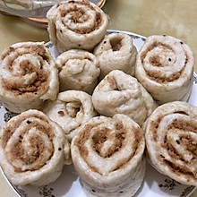 燕麦牛奶黑芝麻肉松卷