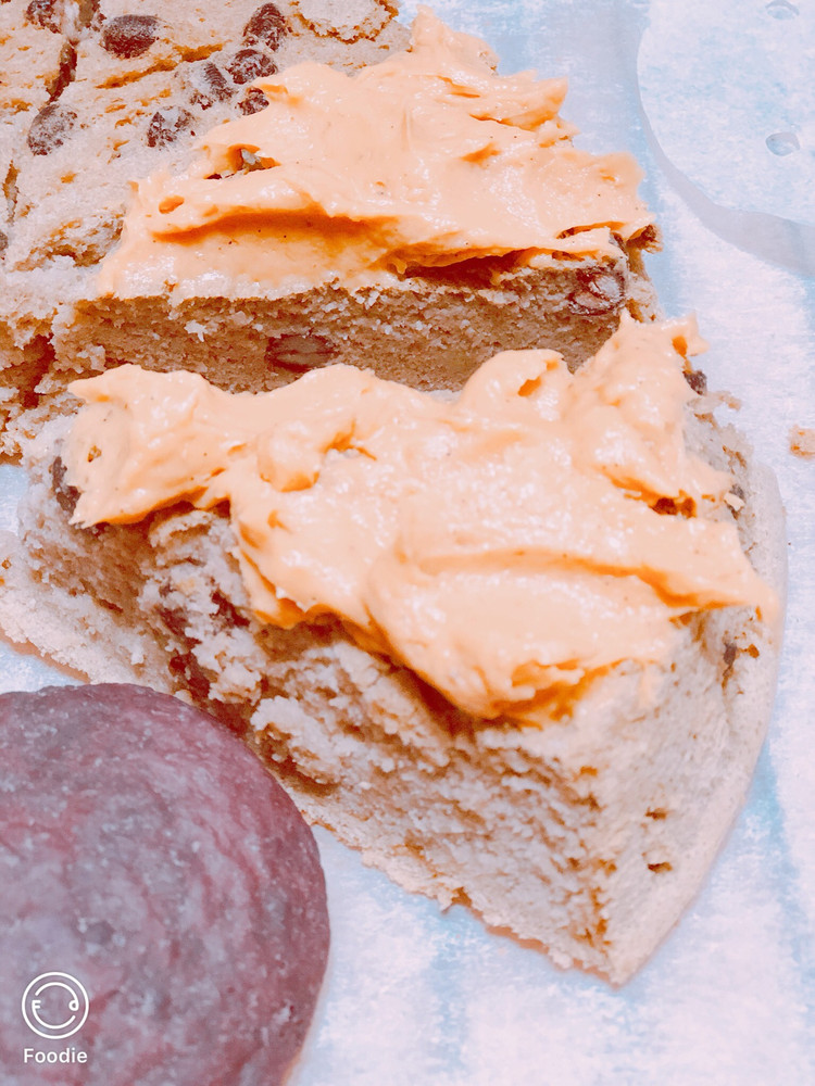 抹绿红豆蛋糕和奶酪蔓越莓紫薯小面包佐焦糖蜂蜜卡仕达酱的做法