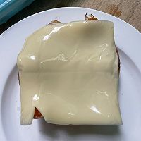 #刘畊宏女孩减脂饮食#鸡蛋培根贝果三明治的做法图解4