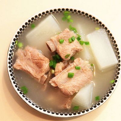 极简电饭煲版---萝卜排骨浓汤